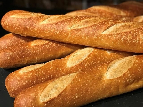 Home Baked bread/voorgebakken